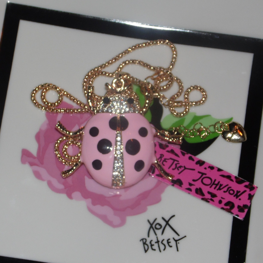 NEW BETSEY JOHNSON FASHION JEWERLY PENDANT ~PM45